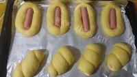 好吃的胡萝卜肠仔包做法图解11)