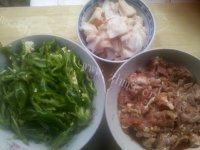 「美味可口」青椒肉丝做法图解1)