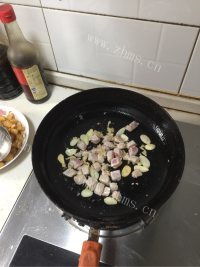 酱爆三丁做法图解5)