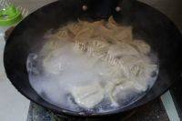 自己做的猪肉韭菜饺子做法图解23)