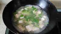 家常菜青菜豆腐汤做法图解6)