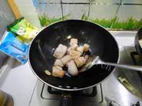 美味营养的红烧肉做法图解4)