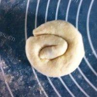 色泽不错的葱香豆渣饼做法图解12)