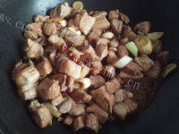 十分诱人的土豆炖肉做法图解12)
