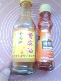 味道不错的凉拌金针菇做法图解7)