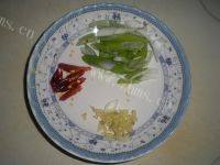家常菜虾皮炒包菜做法图解3)