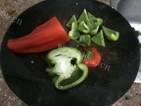 家常菜双椒炒肉做法图解9)