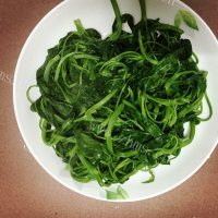 家常菜蒜蓉通心菜做法图解4)