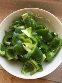 美味西北大盘鸡做法图解2)