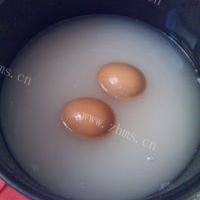 水煮蛋的做法图解一