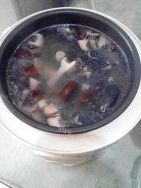 滋补的山药乌鸡汤做法图解9)