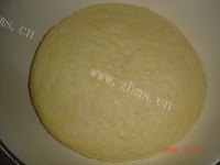 自制肉松沙拉面包做法图解2)