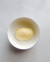 芝麻玉米酥做法图解4)
