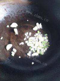 下饭的蒜蓉苋菜做法图解3)
