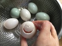美味的鲜肉咸蛋蒸做法图解2)