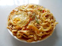 美味的鸡蛋蔬菜刀削炒面做法图解12)