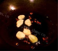 私房美食红烧鸡翅炖蛋做法图解9)