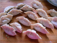 爽口酸菜鲜肉饺做法图解10)