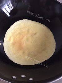 自制鸡蛋煎饼做法图解3)
