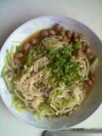 家常菜凉拌黄瓜金针菇