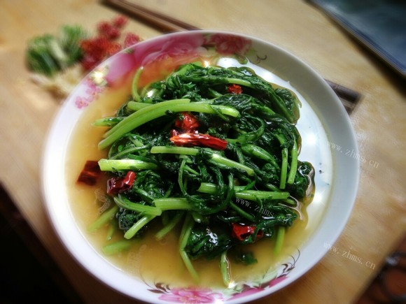 素炒茼蒿