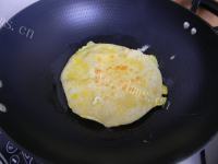 美味的葱香鸡蛋饼做法图解8)