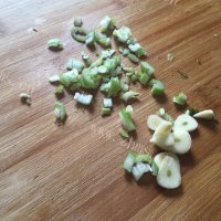 美味的芦笋炒大虾做法图解4)