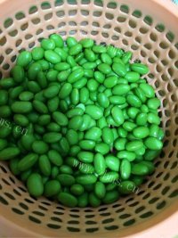 家常菜小炒毛豆做法图解1)