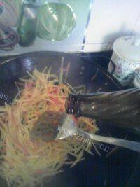 家常菜蚝油土豆丝做法图解8)