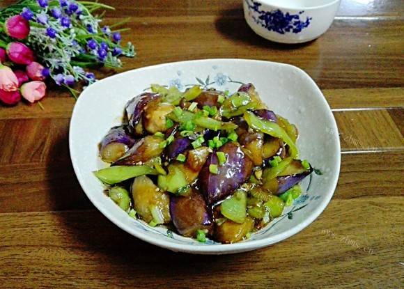 回味无穷的家常红烧茄子