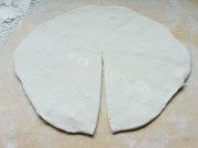 自制蘑菇肉饼做法图解2)