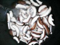家常菜香菇豆腐汤做法图解5)