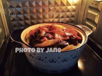 美味的红酒炖牛尾做法图解4)