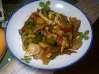 家常菜杏鲍菇炒青椒