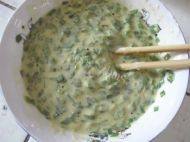 「绿色食物」韭菜鸡蛋饼做法图解3)