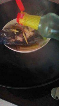 美味的清蒸福寿鱼