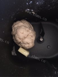 自制椰蓉花朵面包做法图解5)
