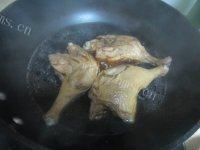 自制酱鸭腿做法图解4)