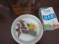 美味玖瑰花奶茶做法图解1)