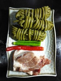 回味无穷的肉末酸豆角粉条做法图解1)