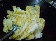 美味的娃娃菜浸鱼滑做法图解3)