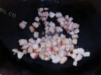 美味绿豆炒五花肉做法图解5)