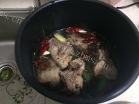 美味的香辣排骨做法图解5)