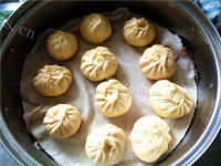 美味的绿豆沙馅南瓜包做法图解9)