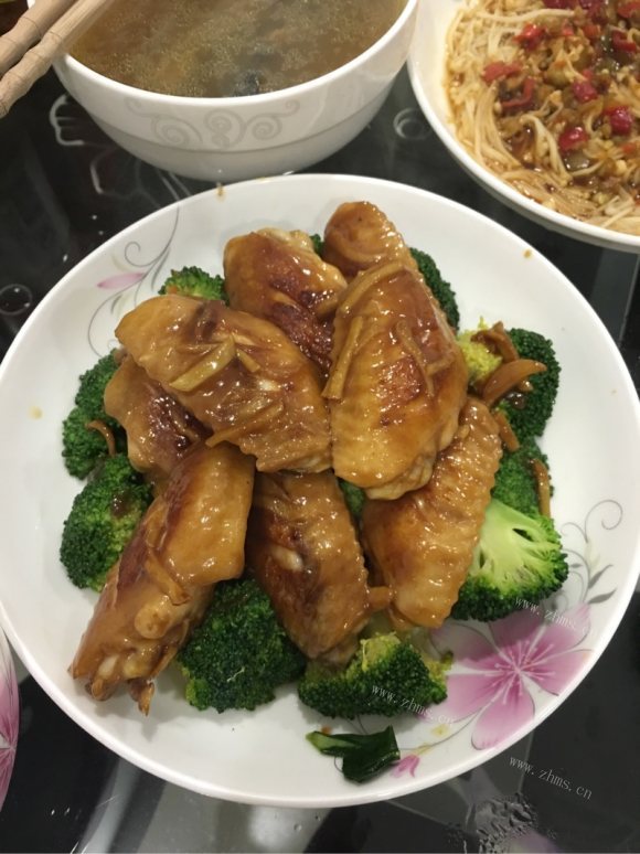 营养丰富的香煎鸡翅