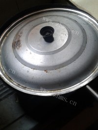 美味的花菜玉米粒做法图解5)