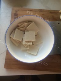 色香味浓的炒千叶豆腐做法图解2)