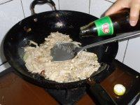 金针菇炒肉丝做法图解8)