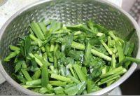 家常菜韭菜炒香干做法图解4)