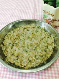 美味的梅菜蒸肉饼